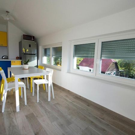 Ferienwohnung Apartman Grc Dugo Selo Exterior foto